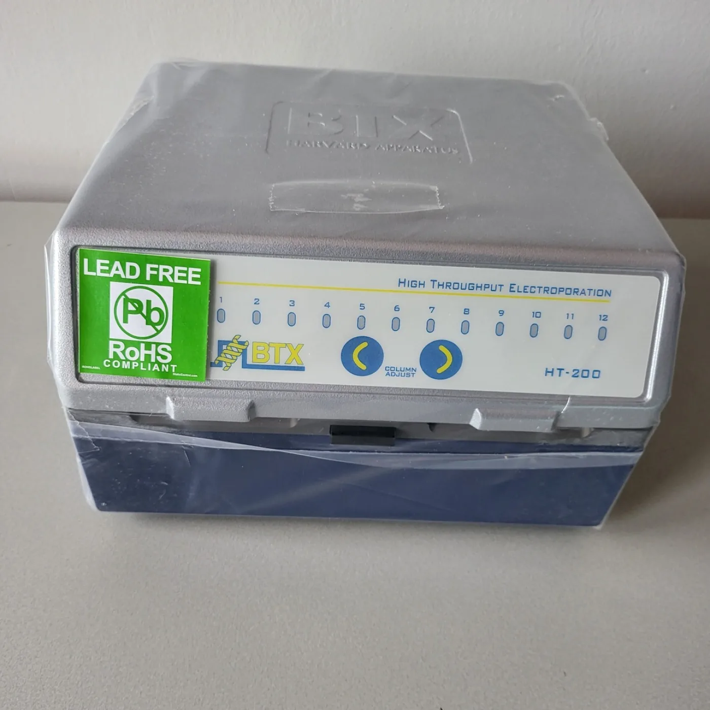 2313 - As new BTX HT 200 Plate Handler with Auto-Sense Track Switching - 1