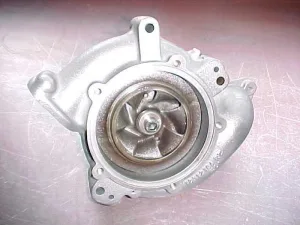 WATER PUMP DEUTZ TBD 616V12 OR TBD 616V16