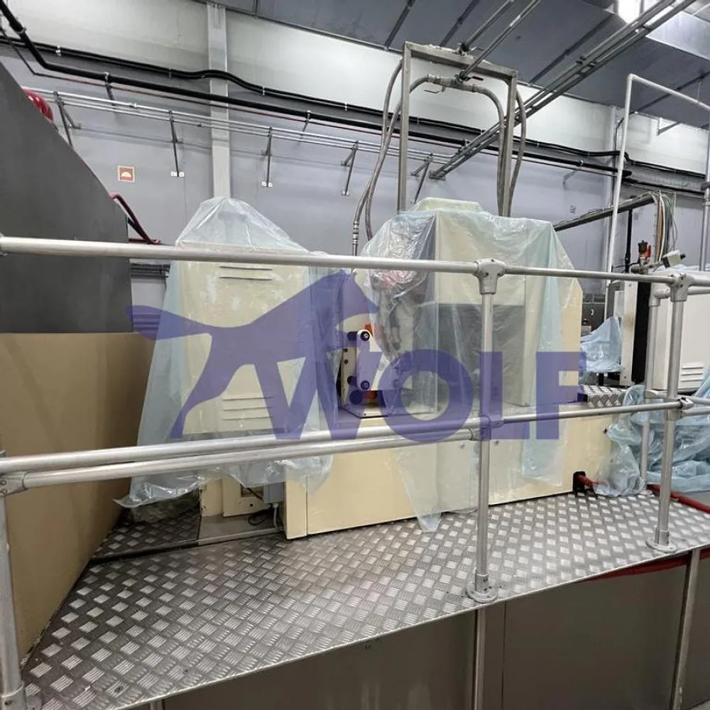Dosiermaschine für Minztaler Fabrikat WDS - zum Dosieren in Silikonformen.