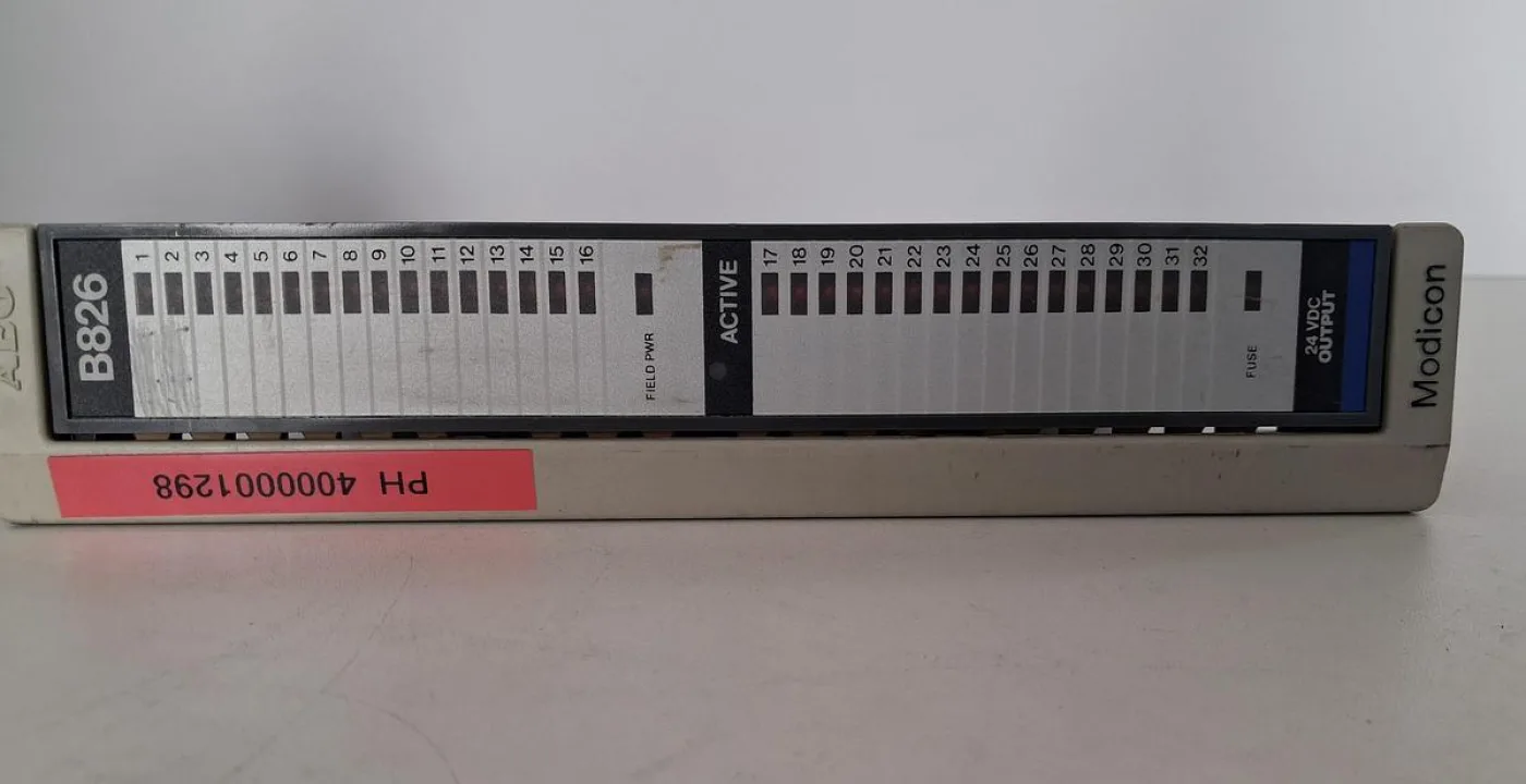 Modicon AS-B826-032 PLC Module - 2
