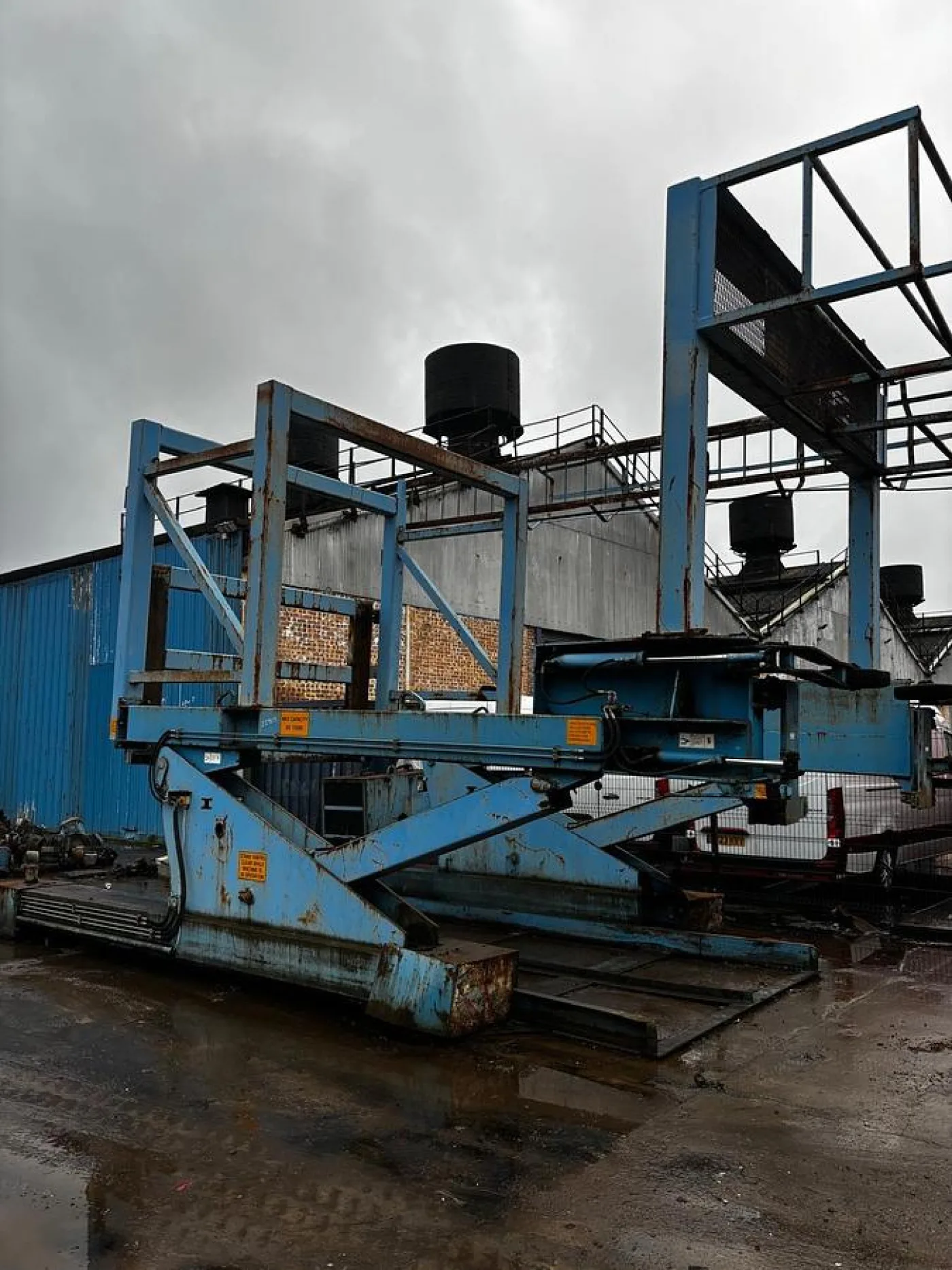 Container Tilter - 7