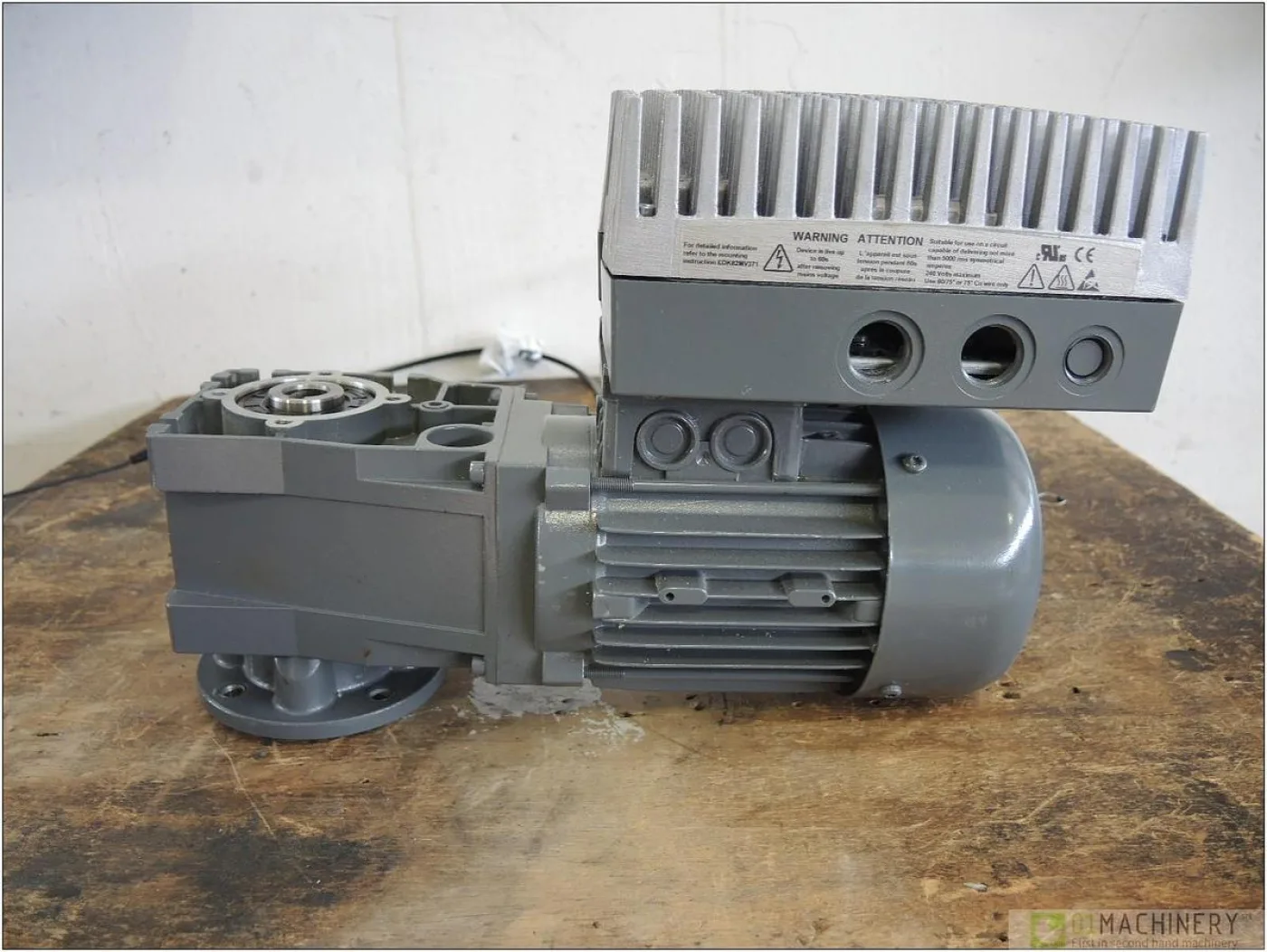 2009 LENZE GKR03-2E HAK 063C12 AI2454 - 1