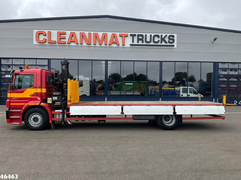 Mercedes-Benz AXOR 1824 Hiab 12 Tonmeter laadkraan