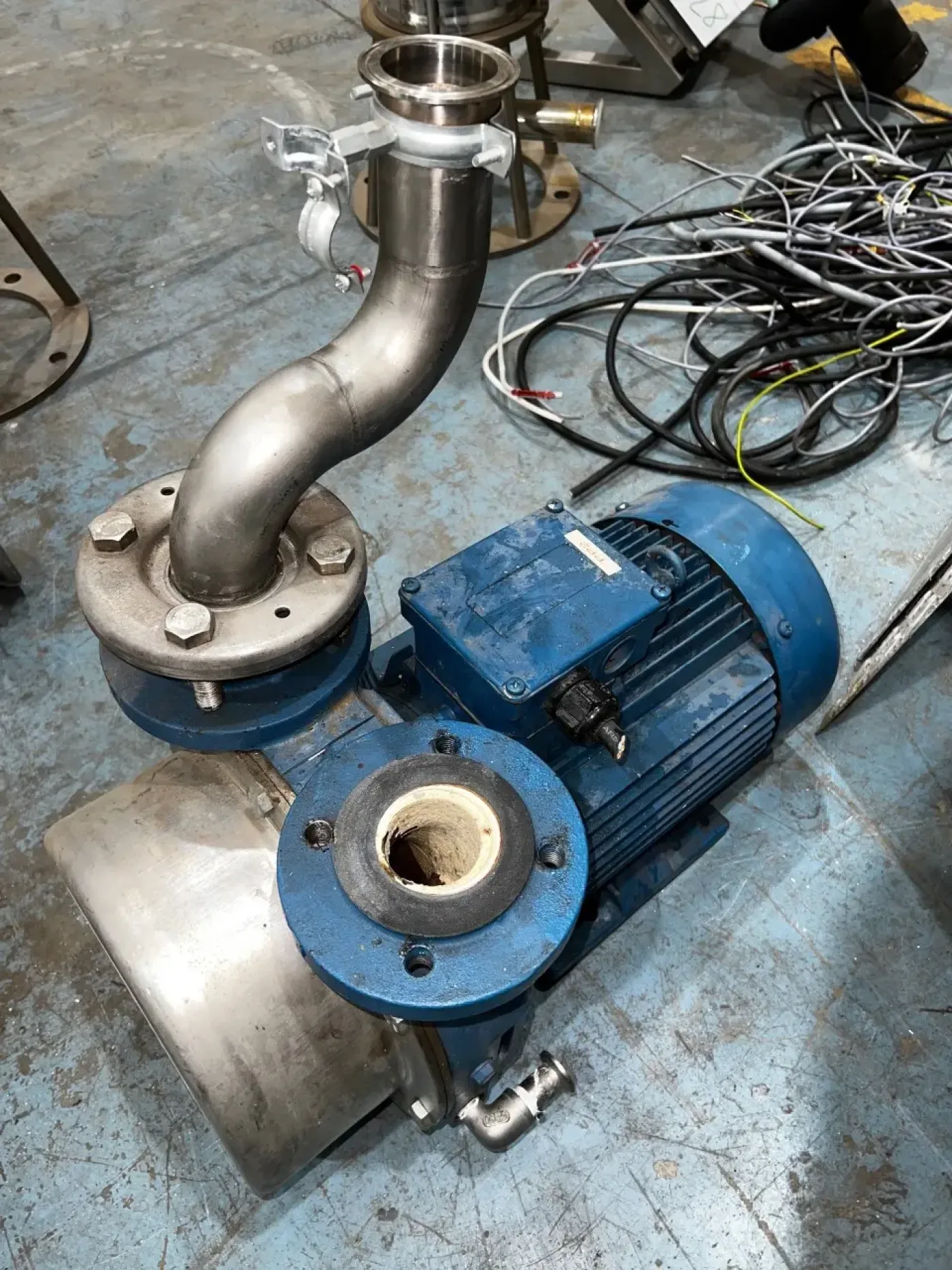 USED STAINLESS STEEL VACUUM PUMP 5.5 kW - 1