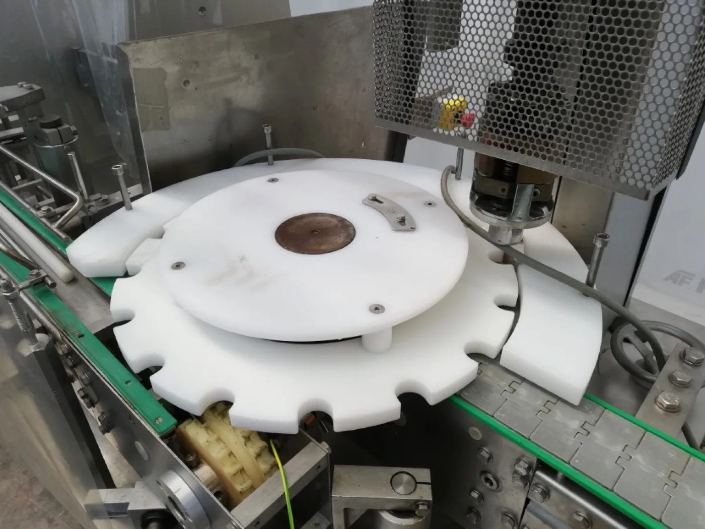 Bausch & Ströbel KSF-1020 - Capper - 7