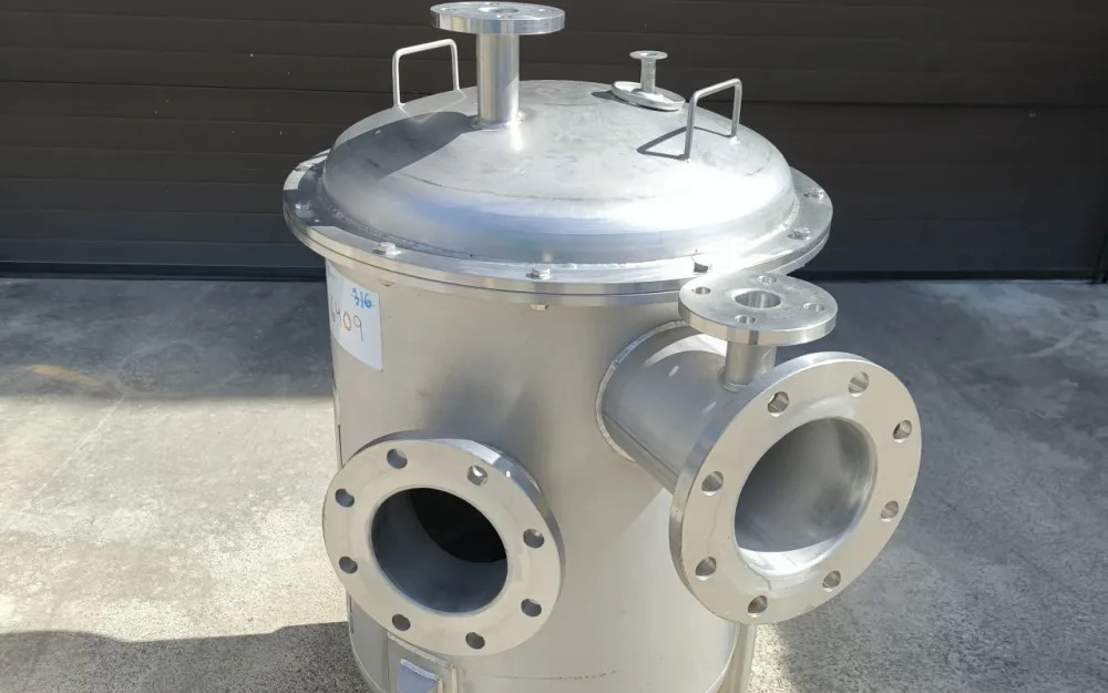 SECOND-HAND STAINLESS STEEL SYPHONE CLOSURE 200 LITERS