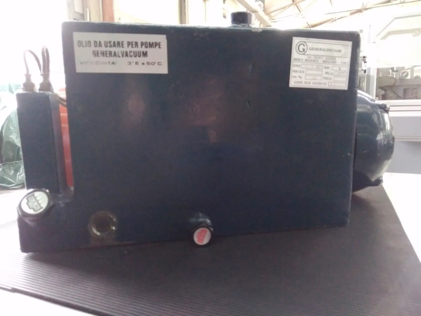 POMPA DA VUOTO – GENERALVACCUM – MOD. 3V1/15+15/1 - 4