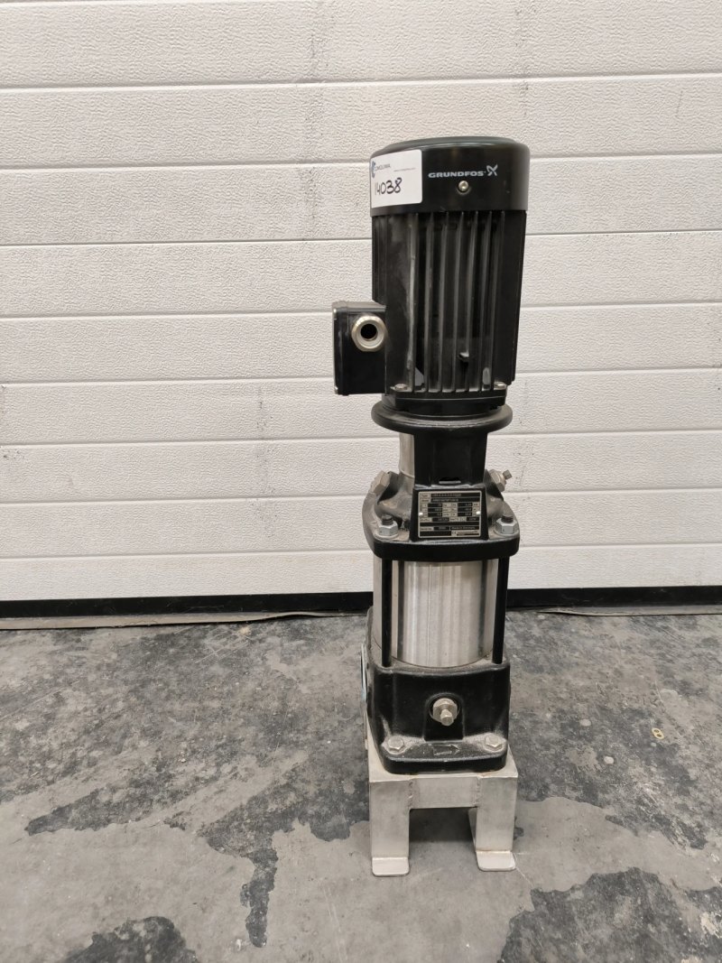 MULTISTAGE CENTRIFUGAL PUMP GRUNDFOS CR5-6