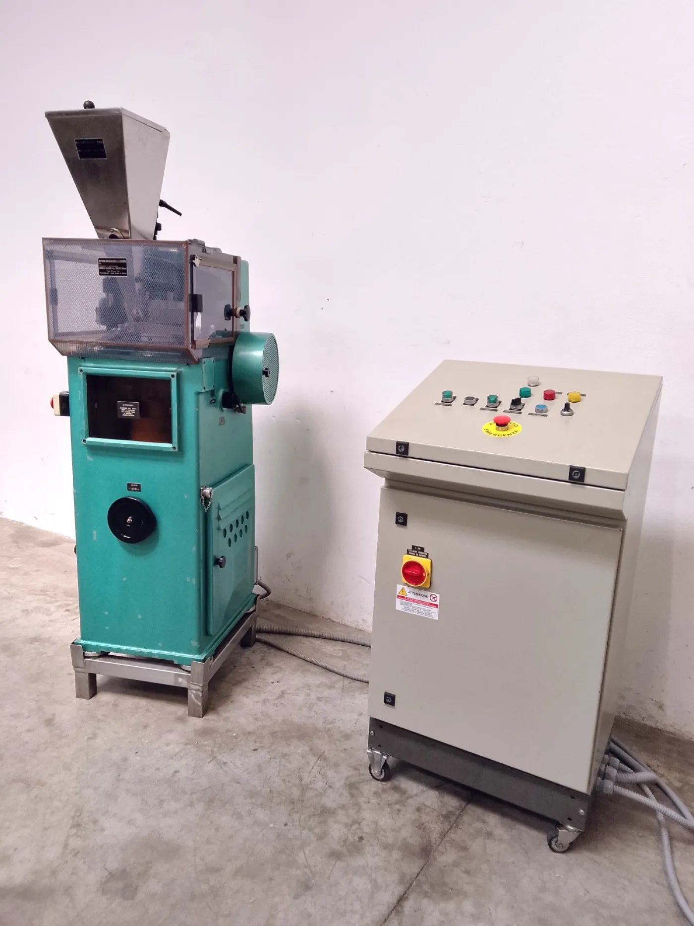 COMPRIMITRICE ROTATIVA – RONCHI – MOD. AM 13/8 - 8