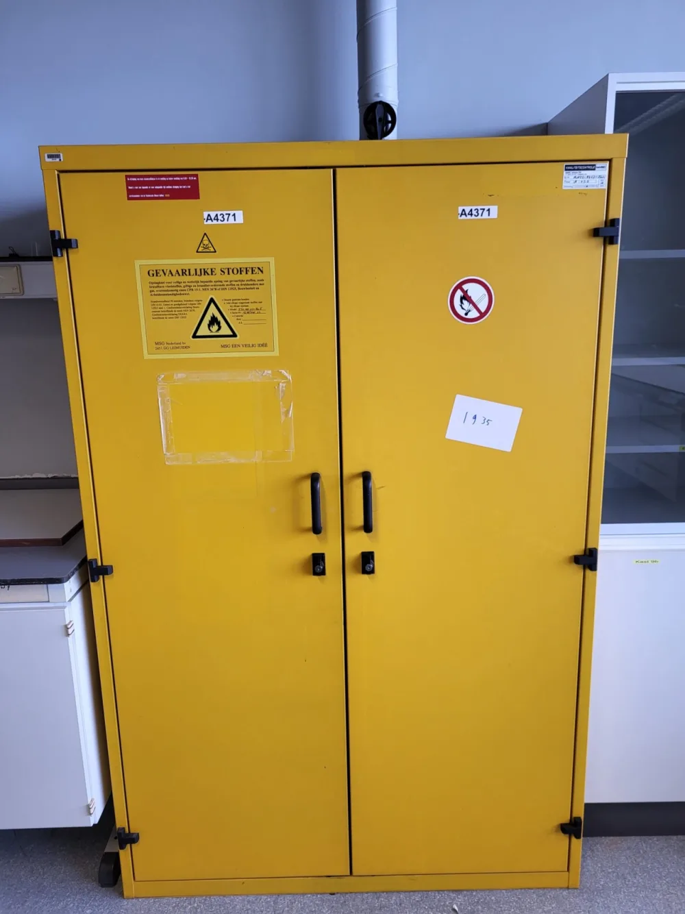 1935 - Used MSG chemical storage cabinet