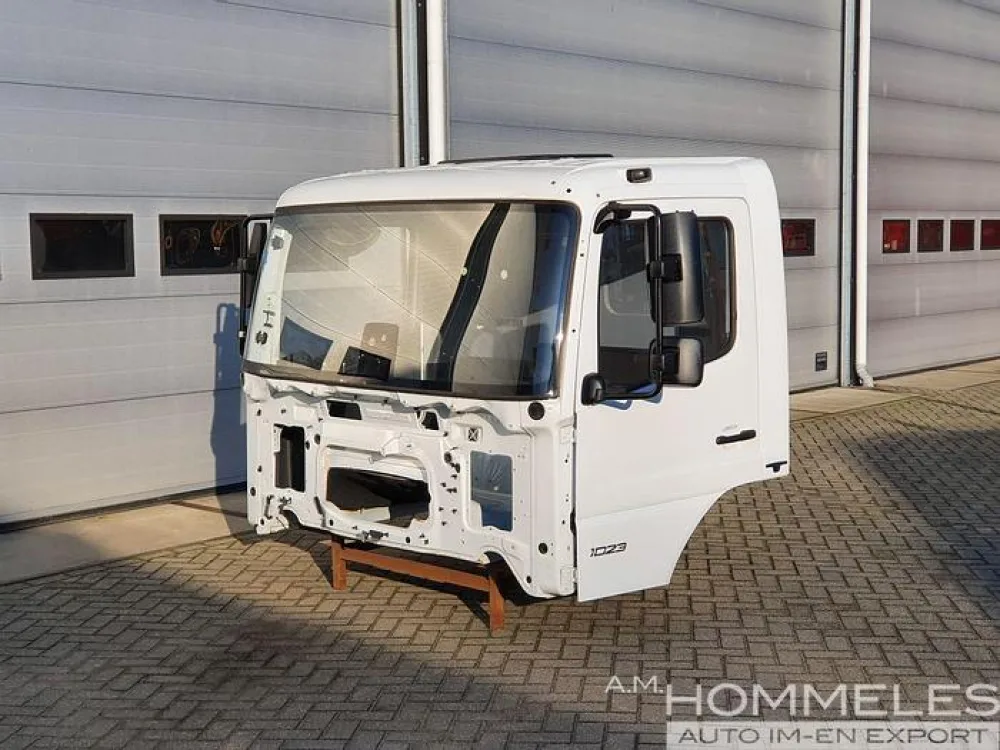 Mercedes Atego Cab