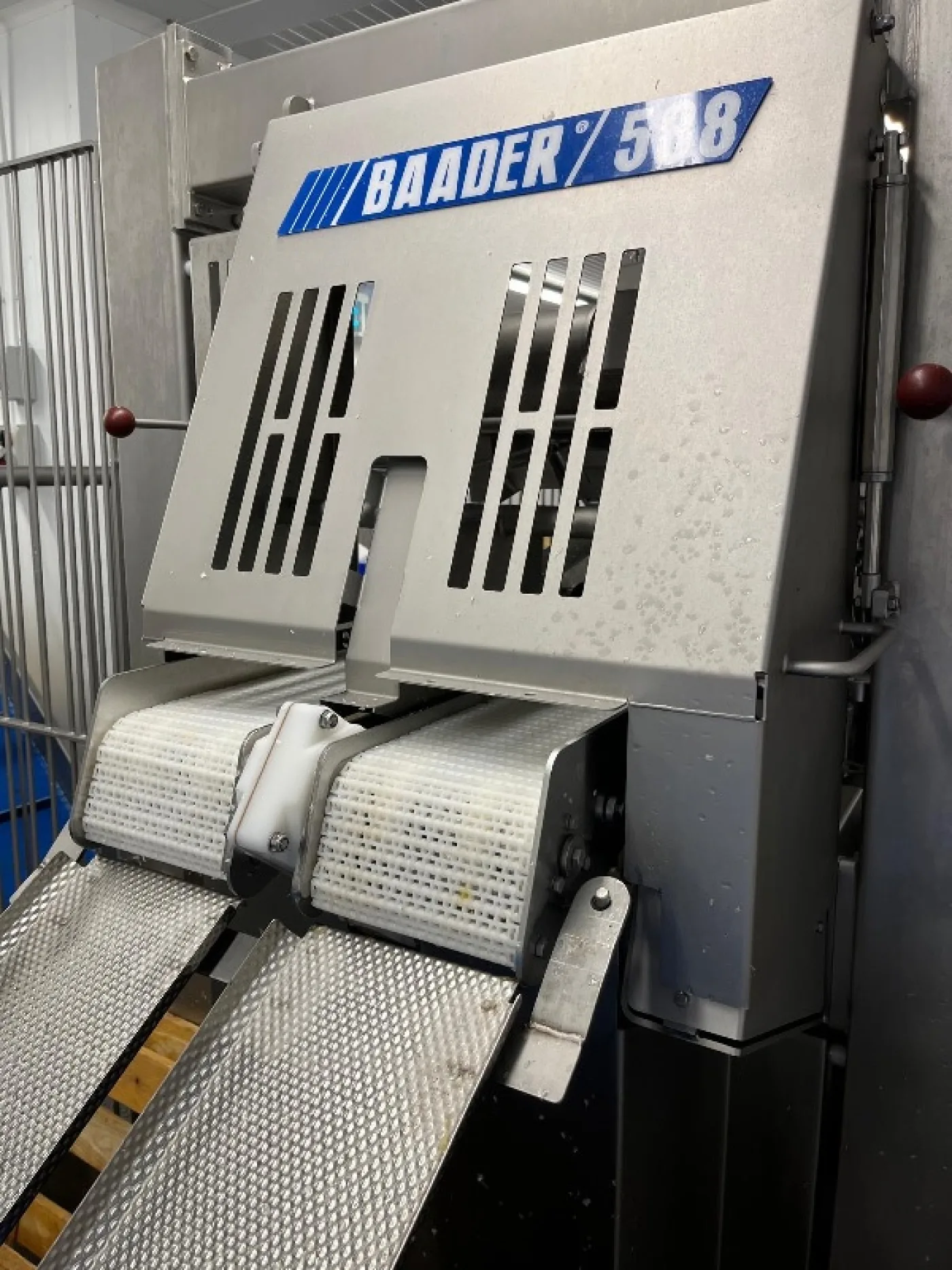Baader 588 Fish Filleting Machine - 4