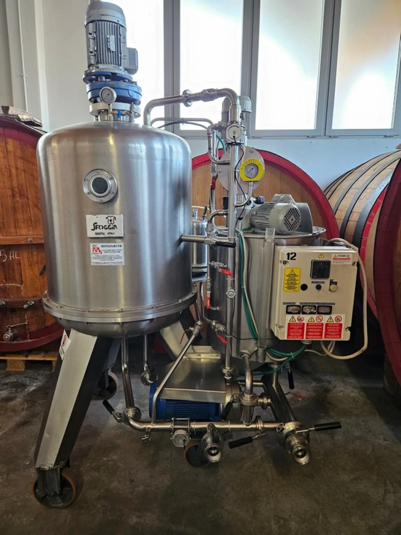 STAINLESS STEEL SFOGGIA KIESELGUR FILTER, 5 MQ OF FILTERING SURFACE, WITH HORIZONTAL SHEETS AND CENTRIFUGAL DISCHARGE, SECOND HAND MACHINE - 1