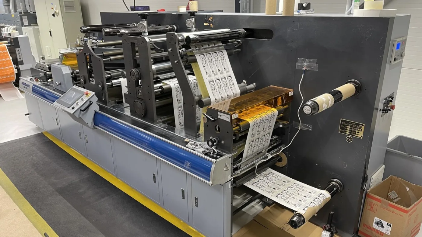 Weigang ZM-450 Rotary/Semi-Rotary Die Cutting Machine - 1