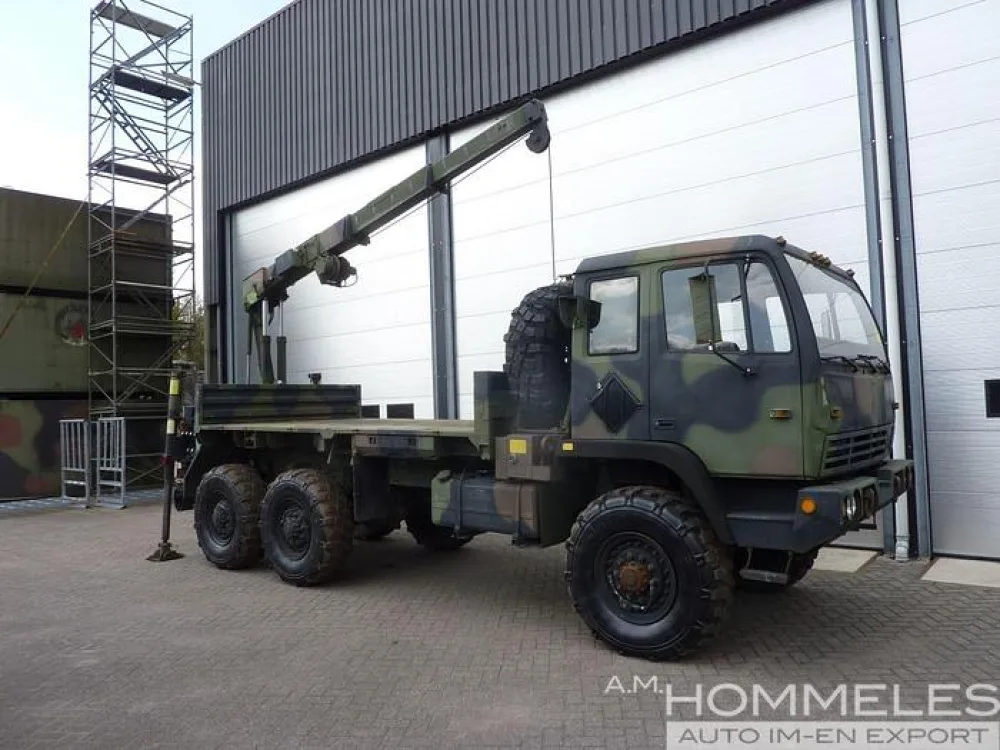Stewart & Stevenson M1084 MTV 6X6