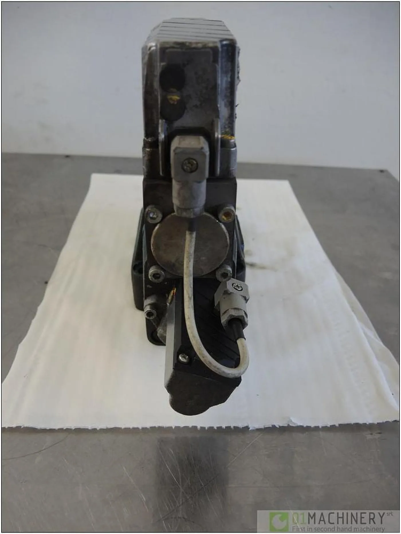 2001 BOSCH 0811404607 AI2086 - 4