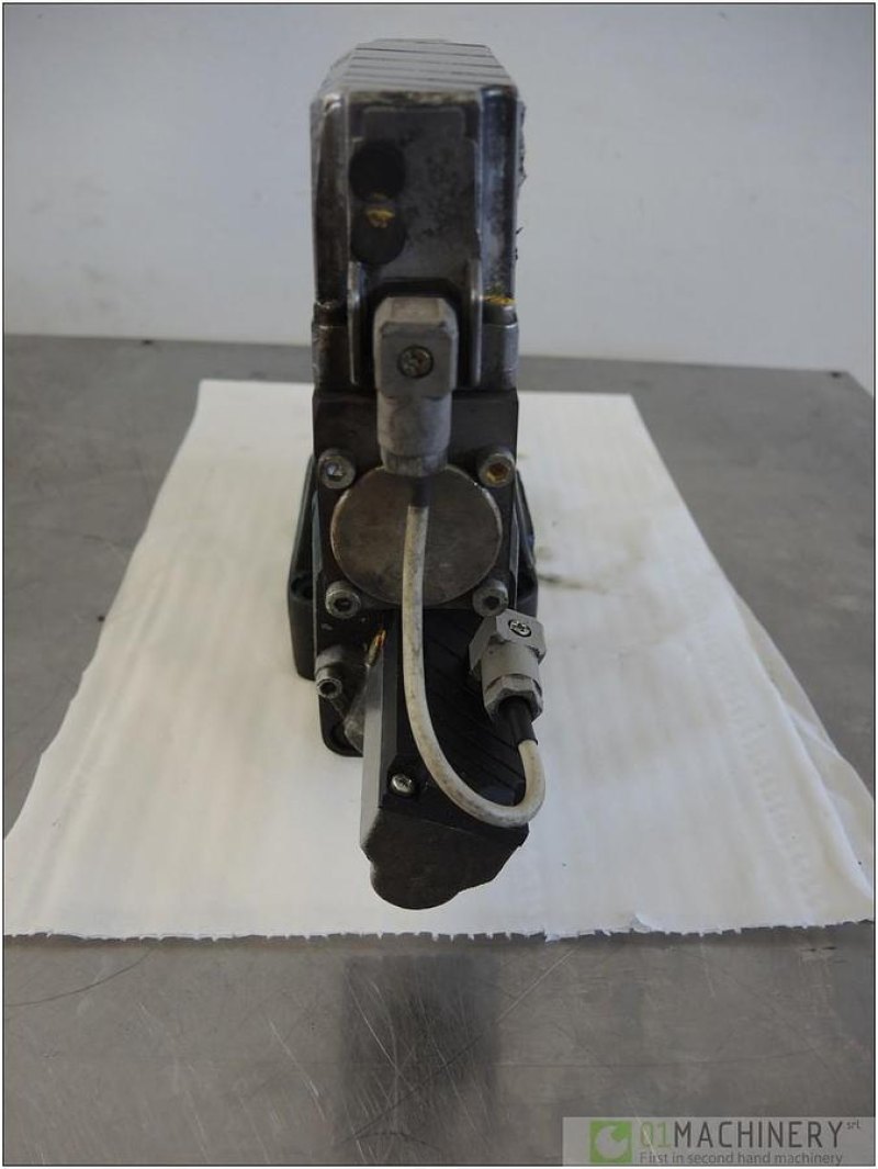 2001 BOSCH 0811404607 AI2086