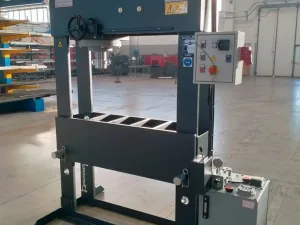 Hydraulische Werkstattpresse PSS 100 M