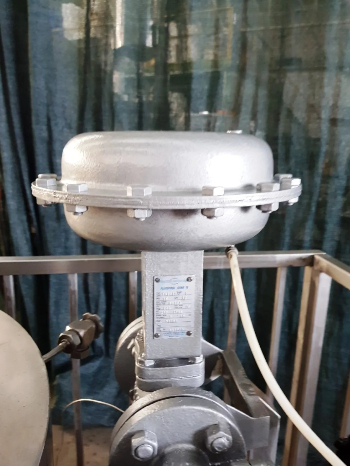SERBATOIO CARRELLATO INCAMICIATO – TERMOINDUSTRIALE – MOD. 300 L - 6