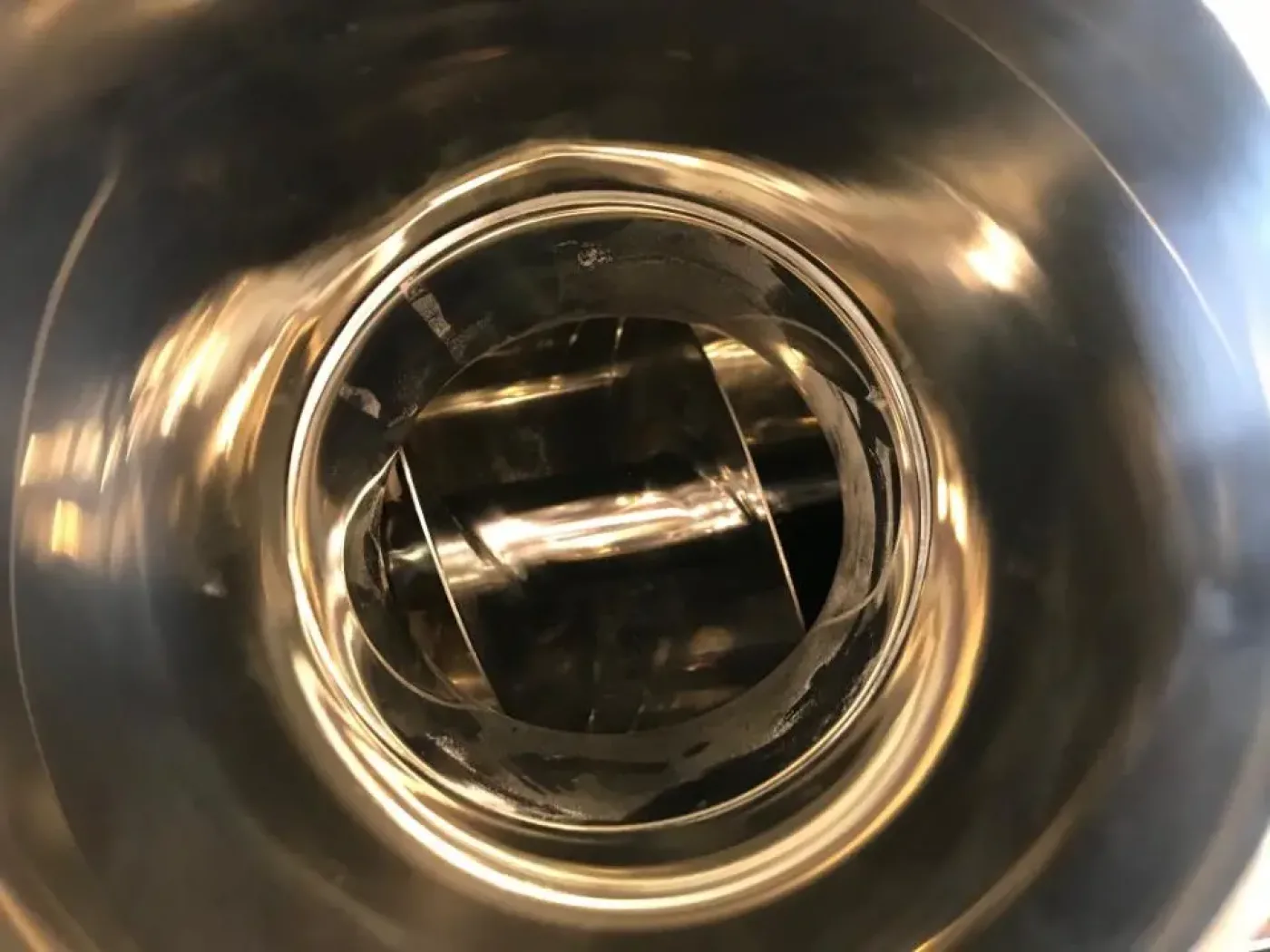 NEW TCS250 STAINLESS STEEL SIEVER - 4