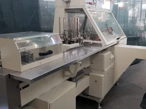 ALIMENTATORE FLACONI E VASETTI – MARCHESINI