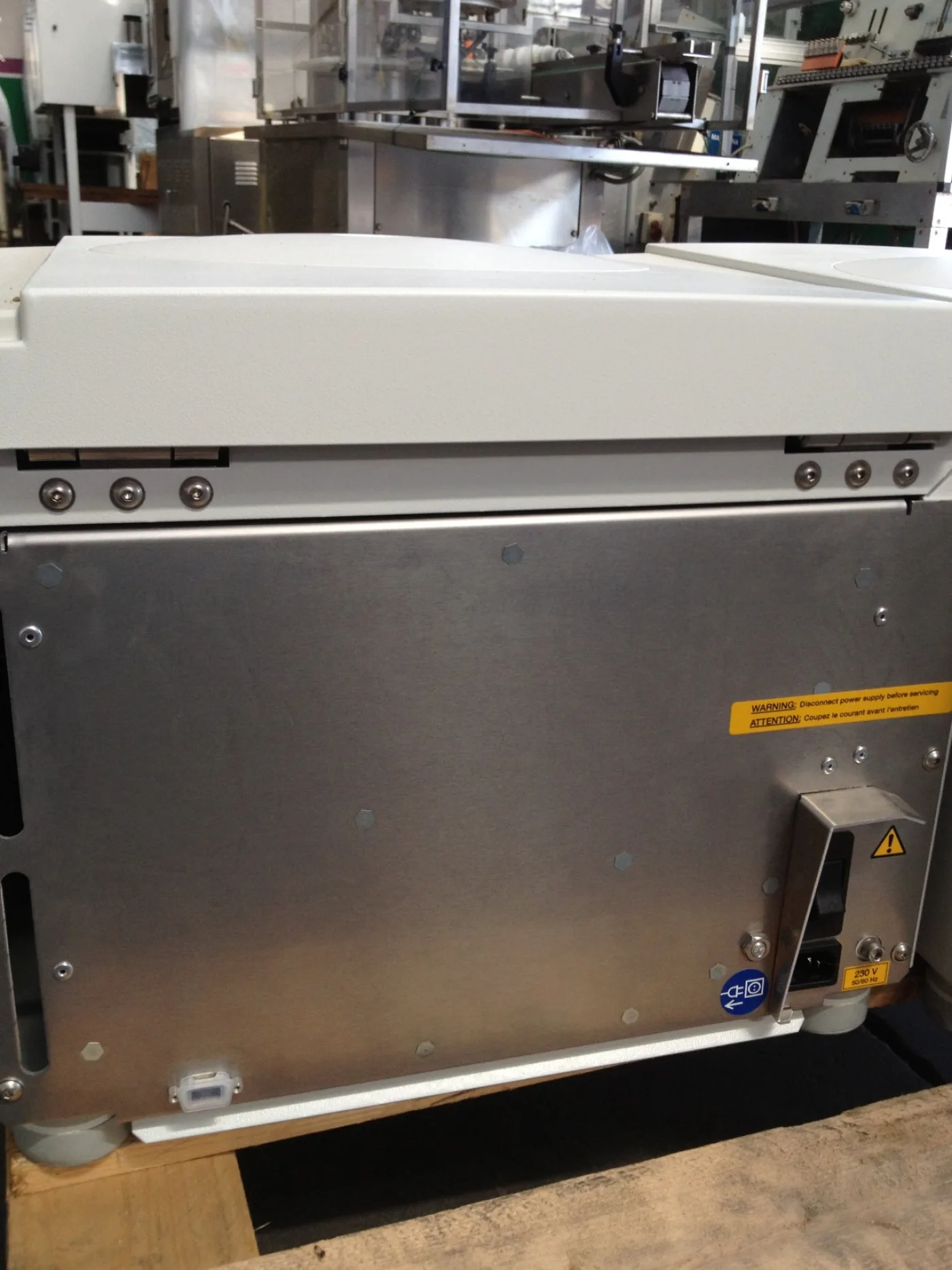 CENTRIFUGA MULTIFUNZIONE TIPO EPPENDORF THERMO FISHER SCIENTIFIC – MOD. SL16 - 8