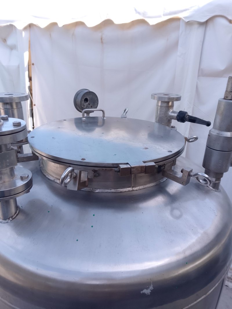 SERBATOIO IN ACCIAIO INOX 500 LT