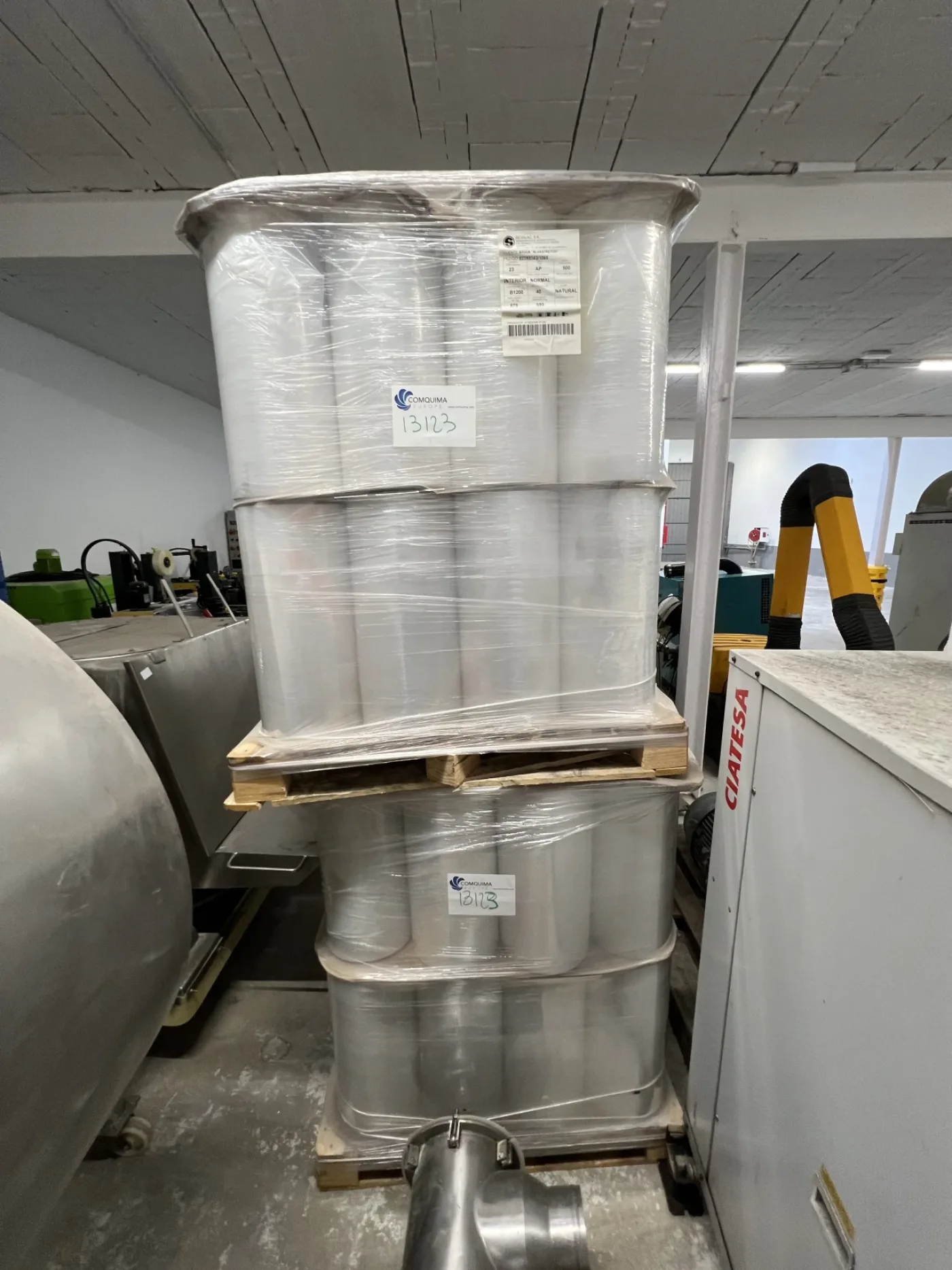 PALLET WITH 40 ROLLS OF SILVALAC B1200 RETRACTABLE - 1