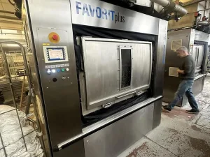 2011 Barrier Washer Kannegiesser FA+ 1450 BW 145kg (1022)