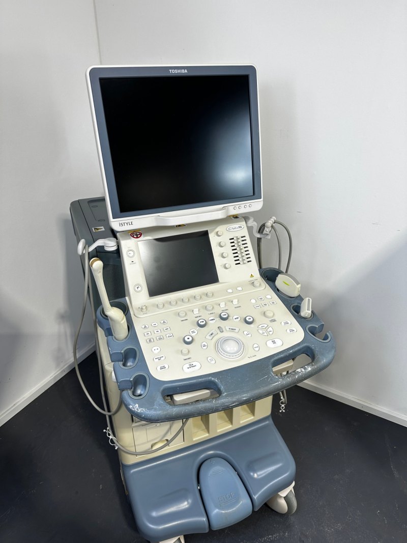 Toshiba Aplio XG Ultraschallfarbdoppler 2009