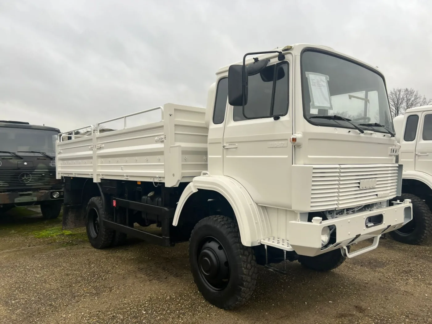 Iveco-Magirus 110-17 4x4 truck - 1