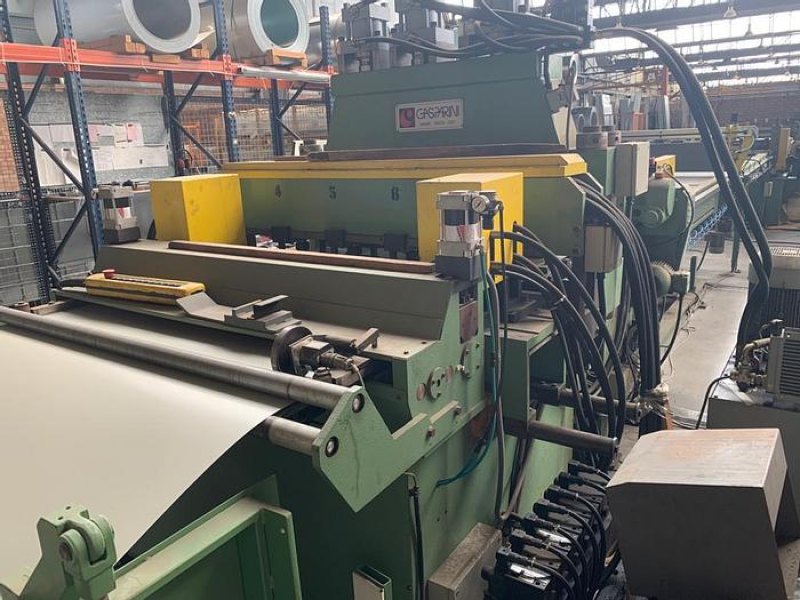 Linha de corte e prensa de chapa Gasparini CM 50