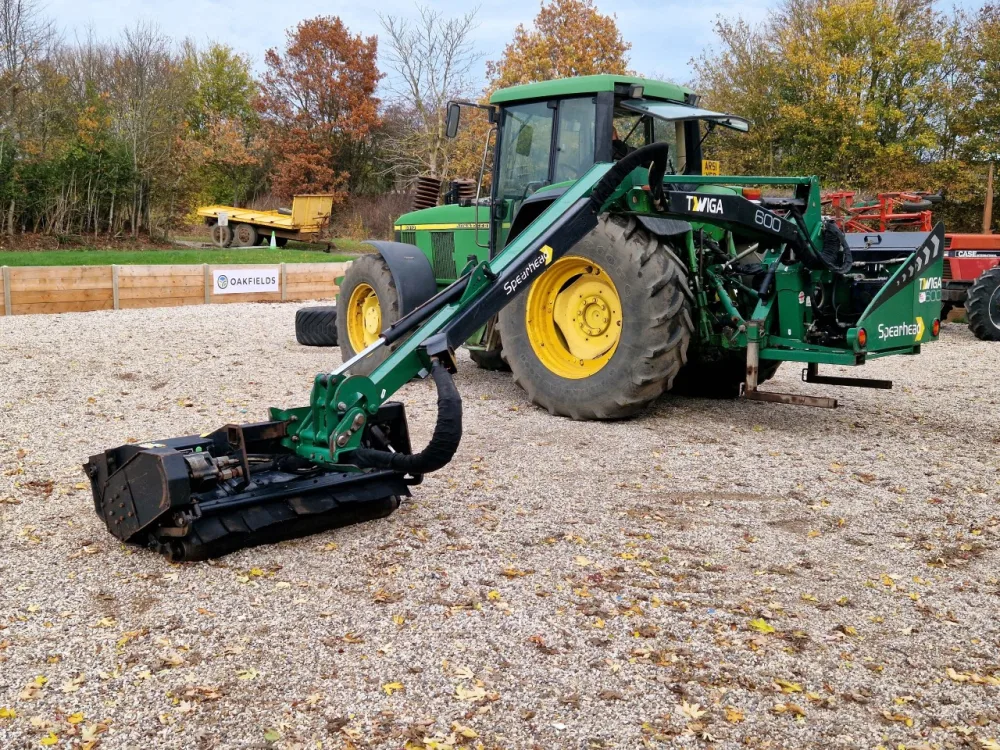 2016 Spearhead Twiga 600 Hedge Cutter