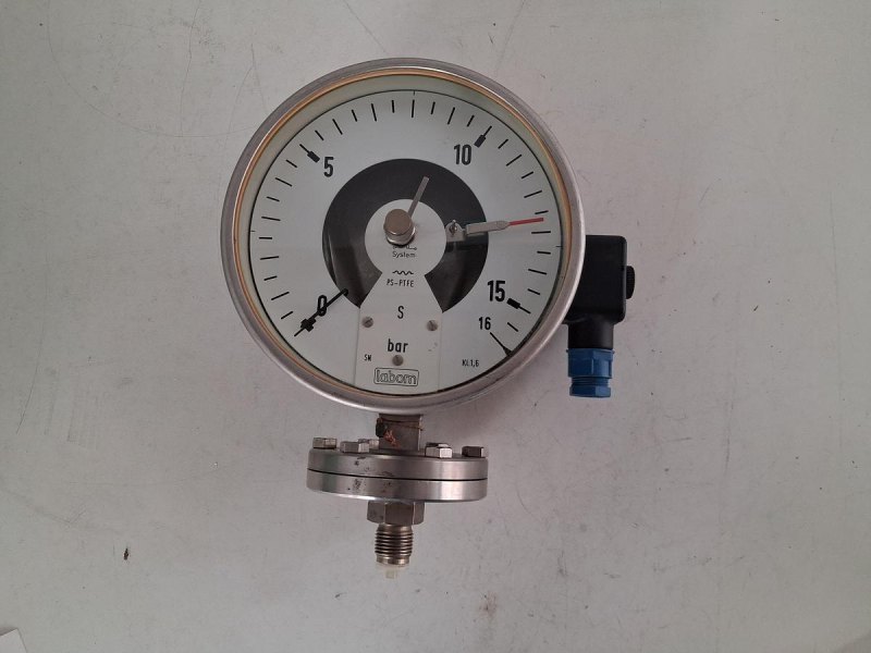 Labom NG160 Pressure Gauge 0–16 bar with Inductive Contact
