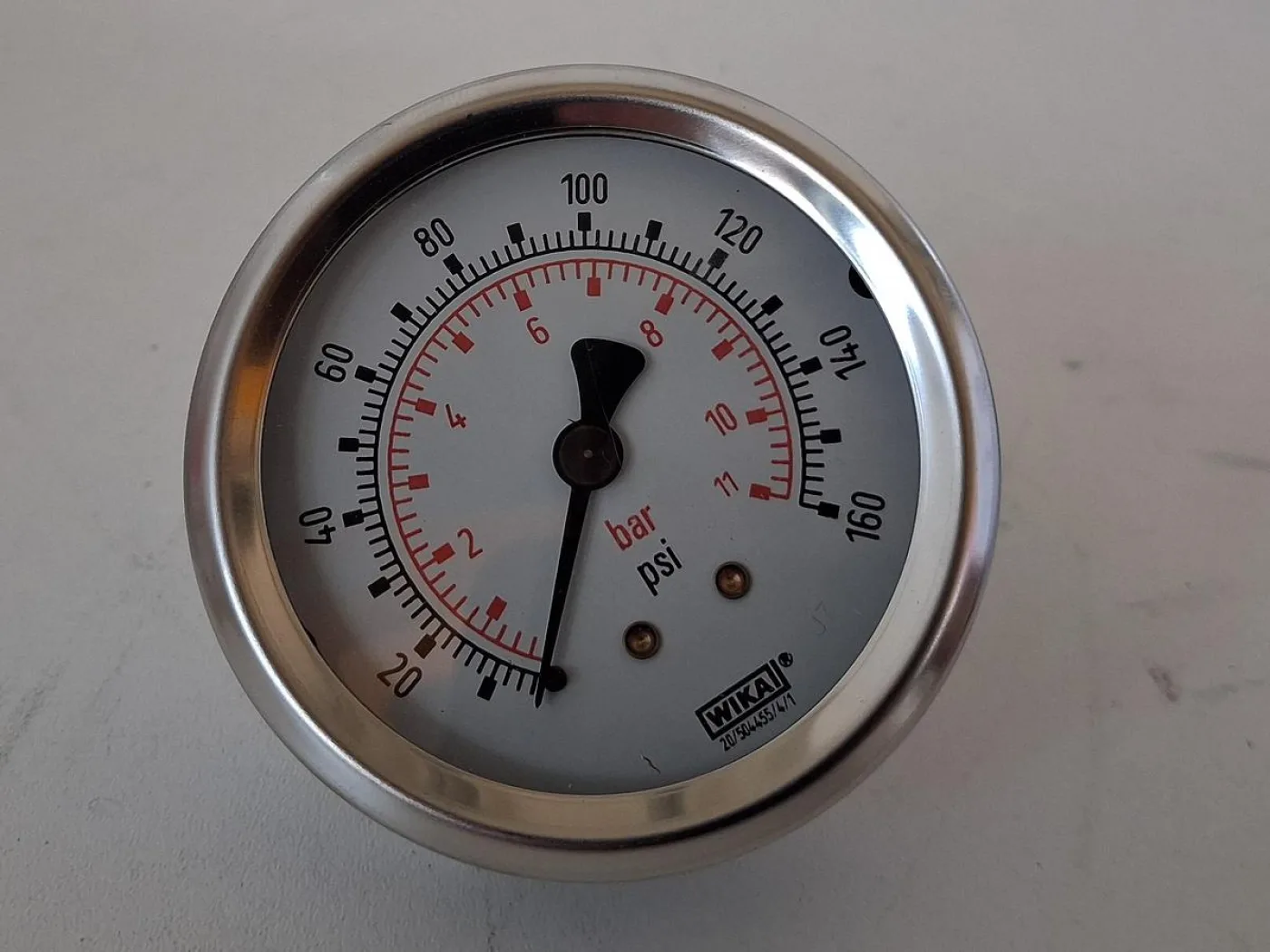 WIKA Flüssigkeitsgefülltes Druckmanometer 160 psi / 11 bar - 4