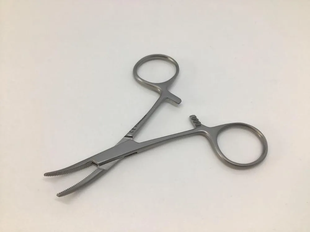 Baby Mosquito Forcep Curved 90mm