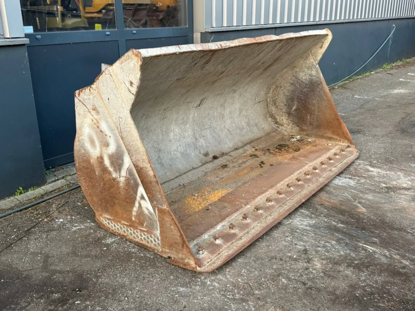 WG-2450 Volvo small - 7