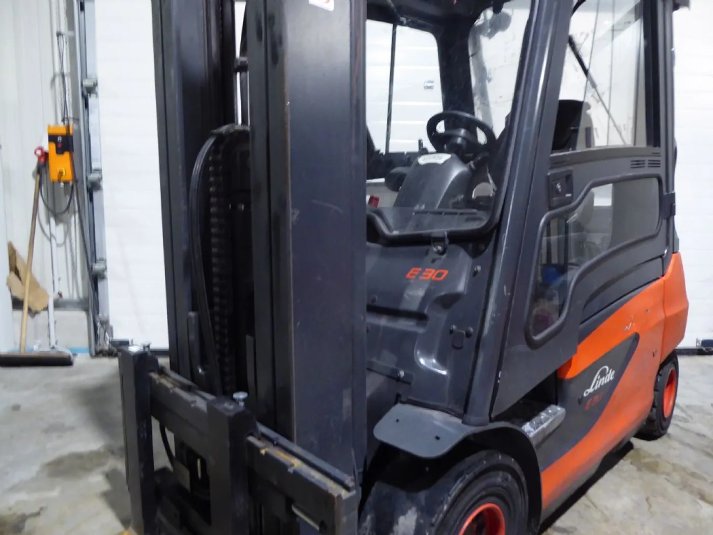 Linde E30-01 - 2