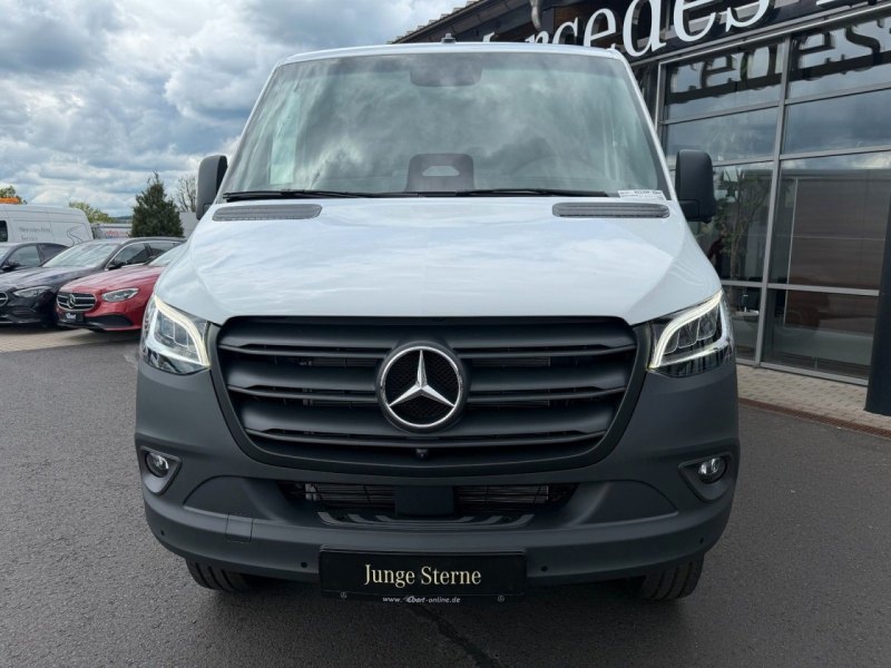 Mercedes Benz Sprinter 319 CDI 4x4 Air Conditioning AHK DISTRONIC