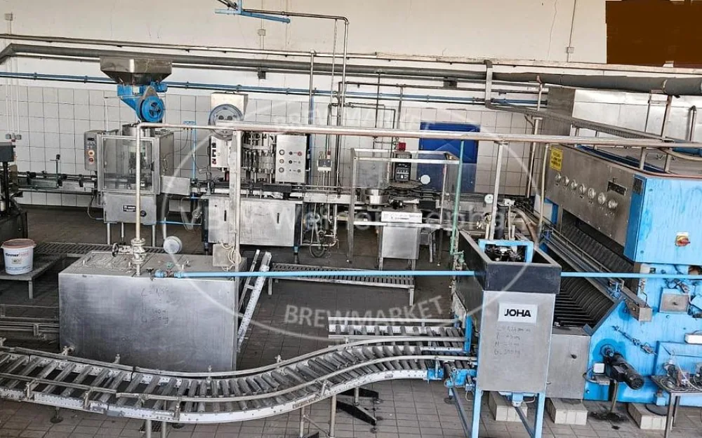 Glass bottle filling line