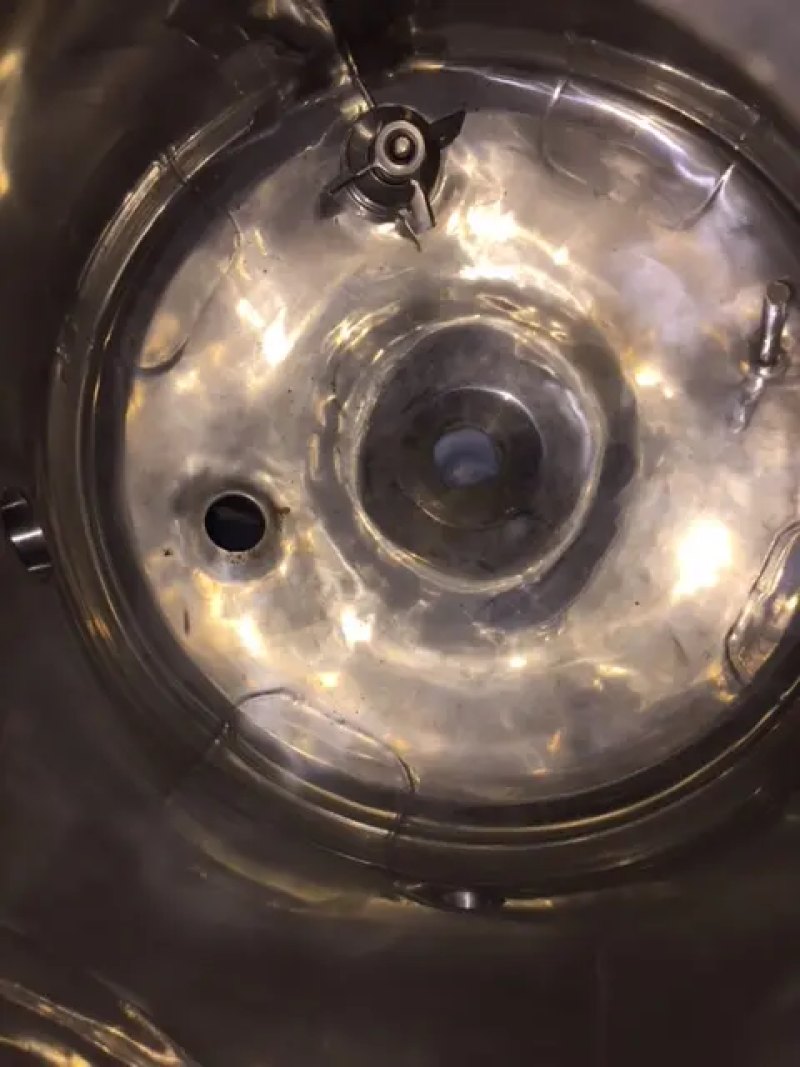 USED 316L STAINLESS STEEL TANK 90 LITERS