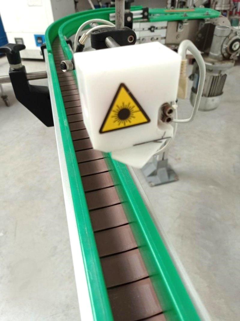 NASTRO A TAPPARELLE MOTORIZZATO – BONFIGLIOLI GROUP