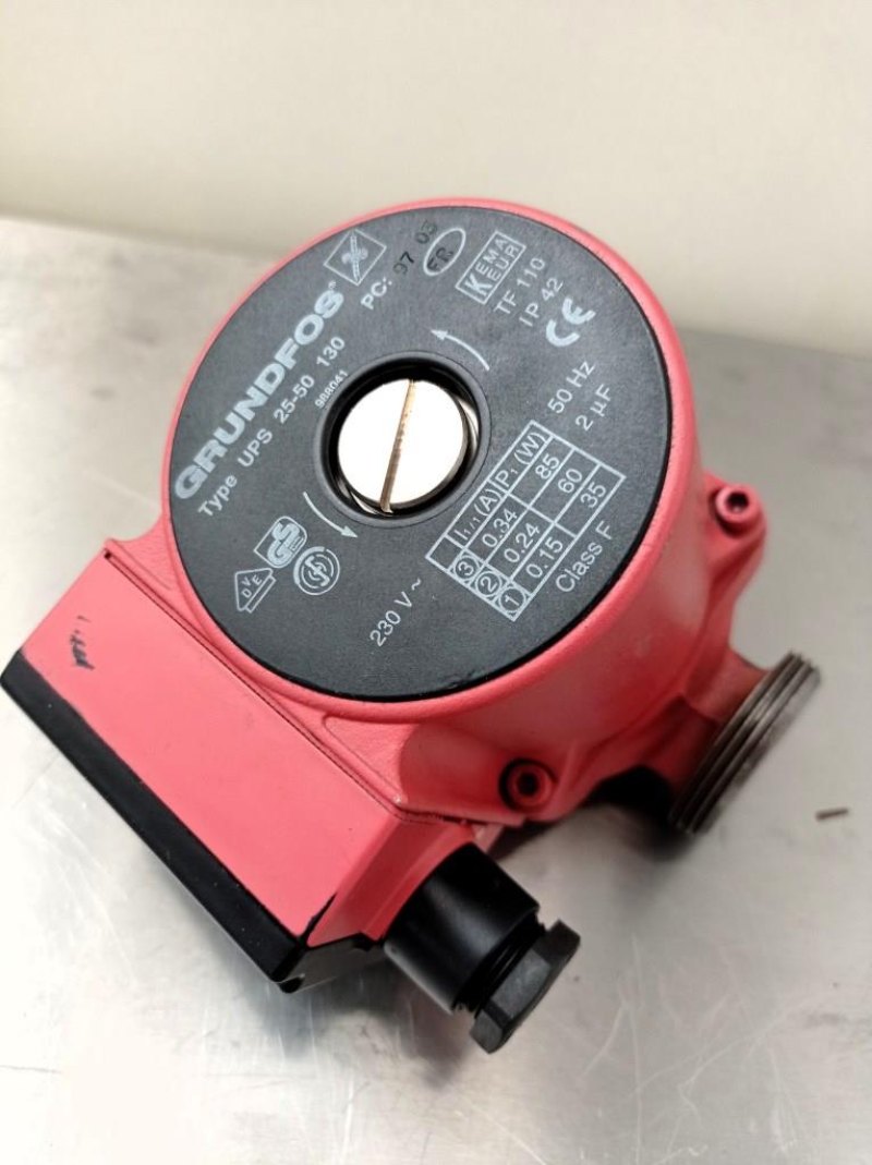 CIRCOLATORE – GRUNDFOS – MOD. 25-50 130