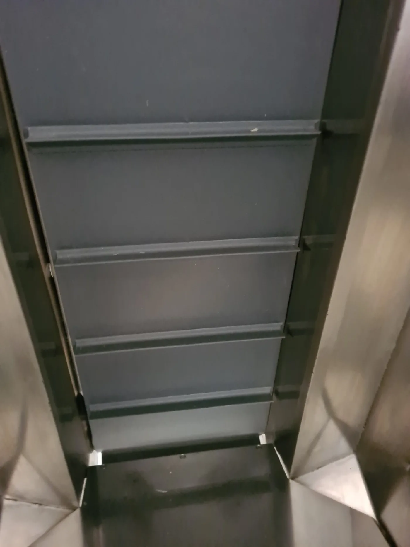 ELEVATORE PER TAPPI - 5