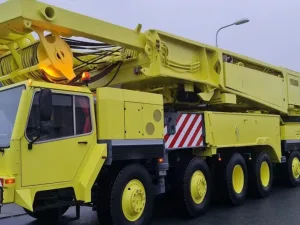 Liebherr LR 1400-2 Crawler Crane