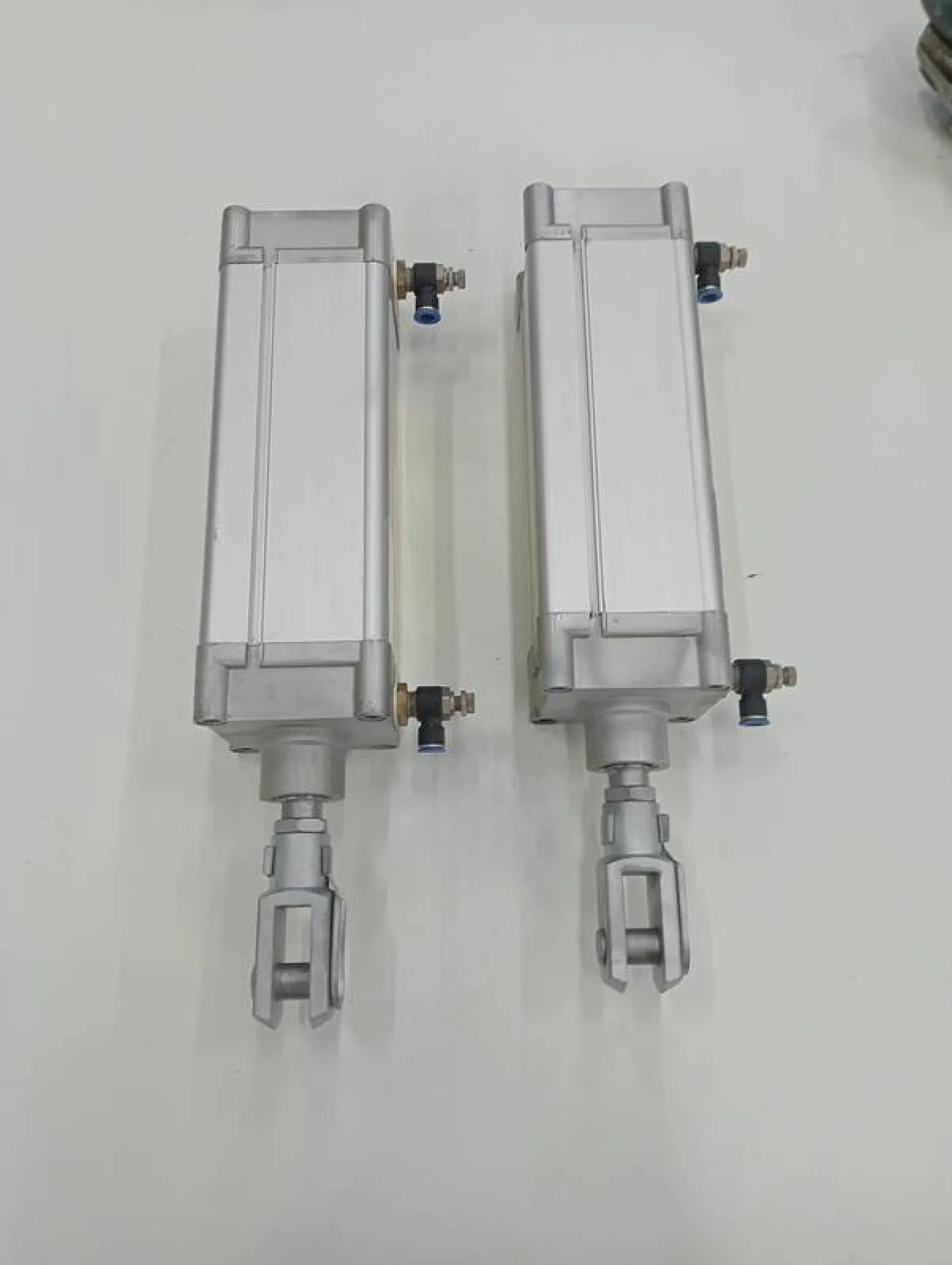 Air cylinder - 1