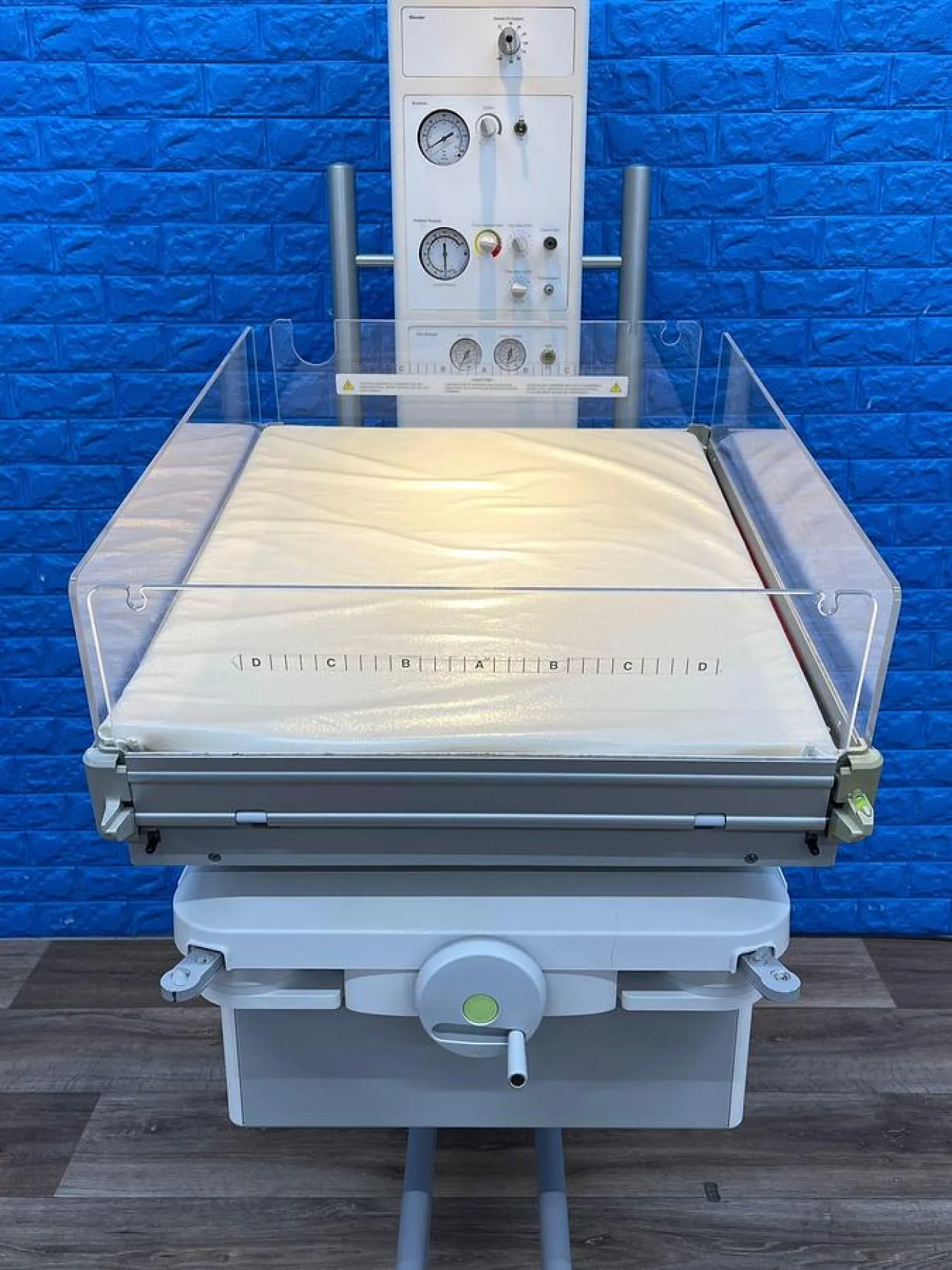 Dräger Resuscitaire YOM: 2016 - 7