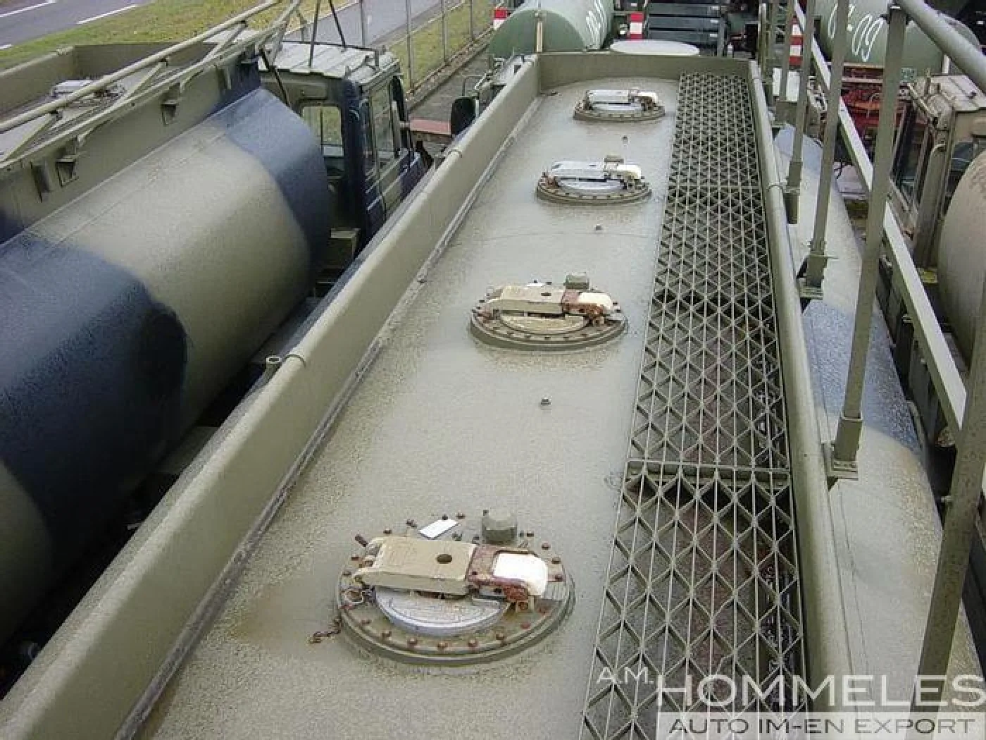Foden 8x4 Tanker - 4