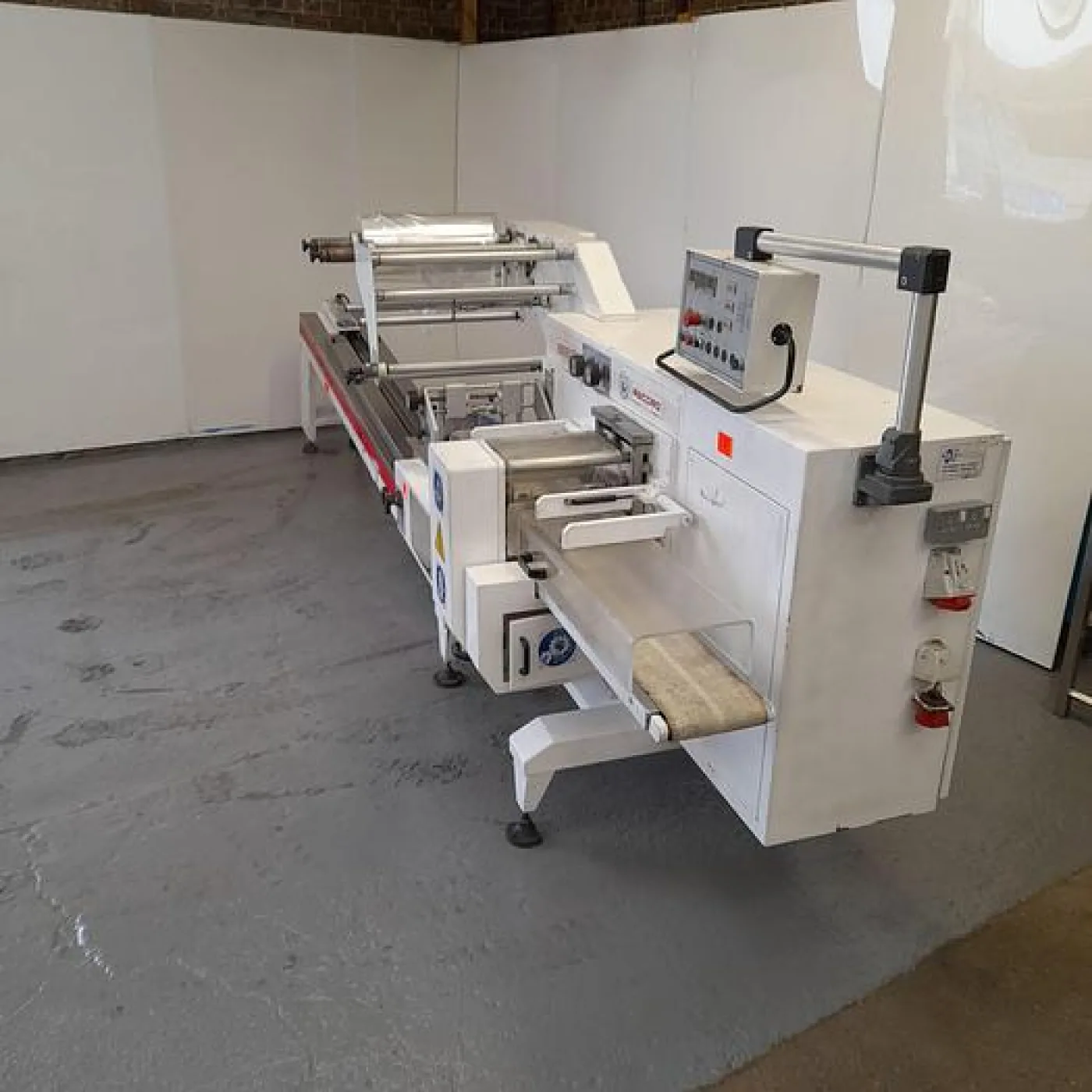 Record Panda 2000 Flow Wrapper - 2