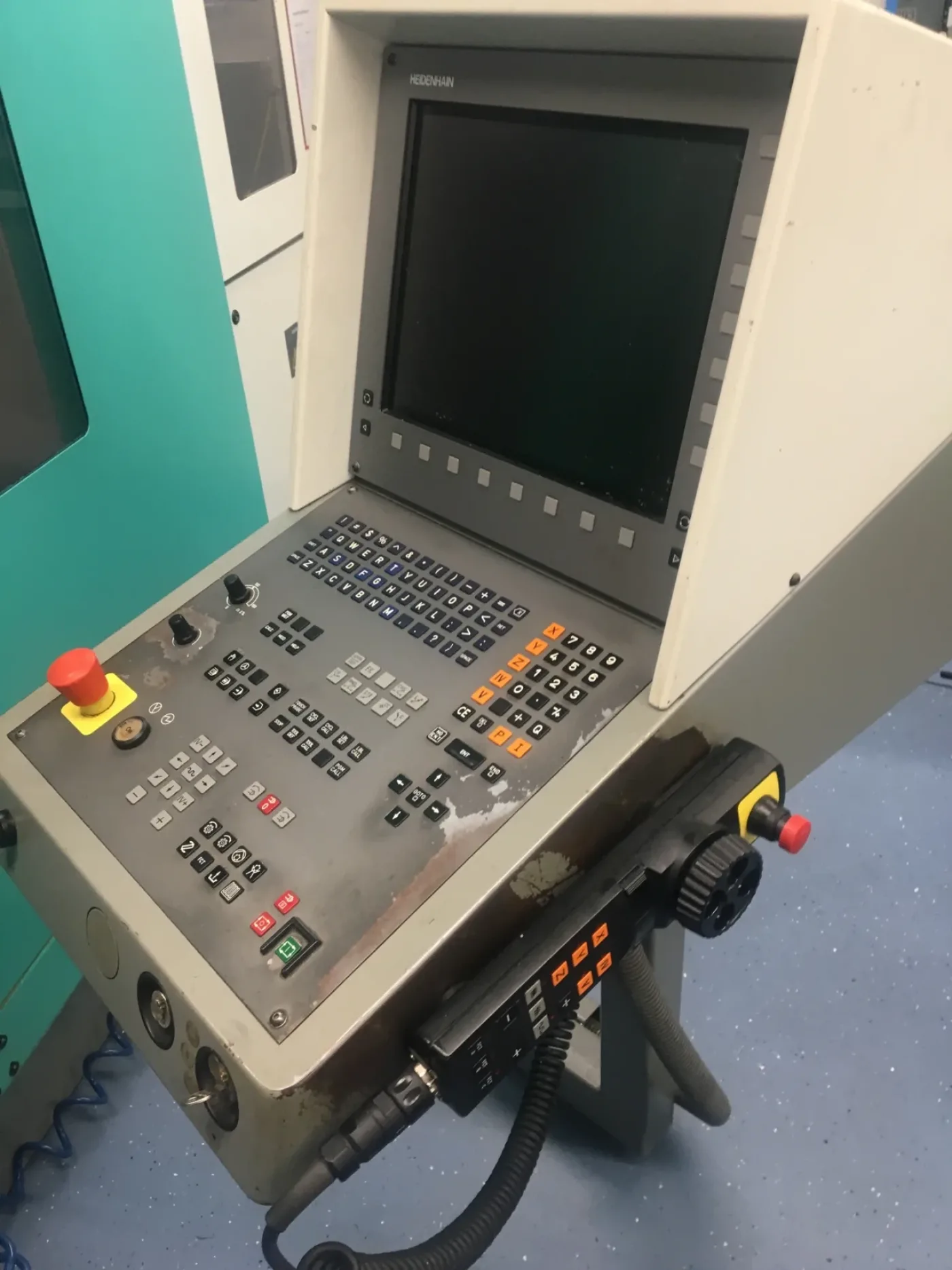 020593 - DMG DMU 60 T - 3